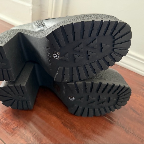 New Lamoda Black Platform Lace-Up Boots w side zip - Picture 5 of 5